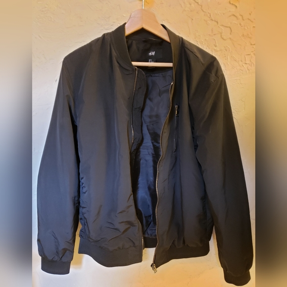 H&M Nylon Windbreaker Jacket - Picture 4 of 7